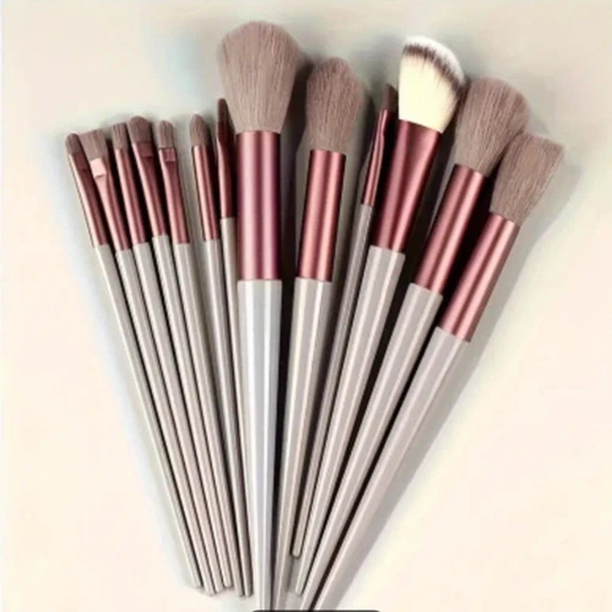 Professional Makeup Brush Set - Foundation, Concealer, Eye Shadow, Blending Brus